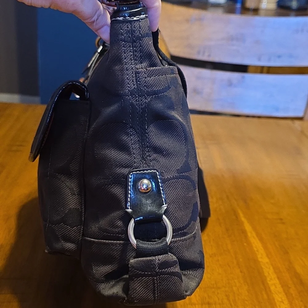 Coach Kyra Signature Jacquard Canvas With Daisy Hang Tag - Picture 4 of 16